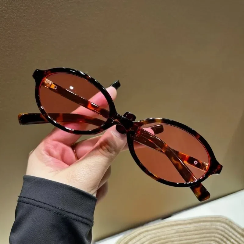 Vintage Fashion Glasses - 新しいオーバルシェイプサングラス クラシックメンズヴィンテージサングラス レディースアウトドアレジャーアイウェア UV400グラスシェード