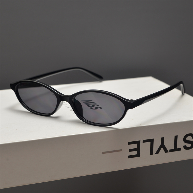 新しいレトロオーバルキャットアイサングラス女性用 Y2k ト - Vintage Fashion Glasses のレビューと価格