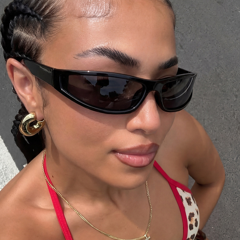Y2K 細長の長方形ラップアラウンドサングラス レディース  - Vintage Fashion Glasses のレビューと価格