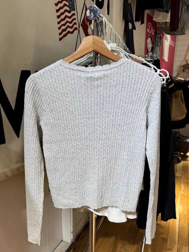ポケットとツイストフラワー付きニットカーディガン、Oネックセ - Crop Cardigan Vintage のレビューと価格