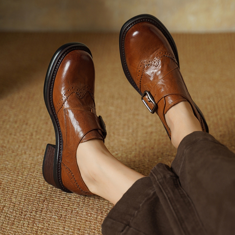 2027 新しいバックルブローグシューズ女性のためのヴィンテ - Vintage Fashion Ladies のレビューと価格
