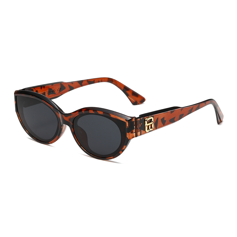 女性レトロキャットアイサングラス小さなオーバルシェード UV - Vintage Fashion Glasses のレビューと価格