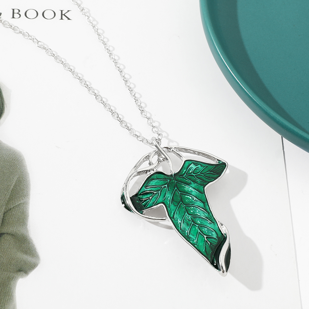 ヴィンテージグリーンリーフペンダントネックレス絶妙なエルフフ - Vintage Fashion Jewelry Necklaces のレビューと価格