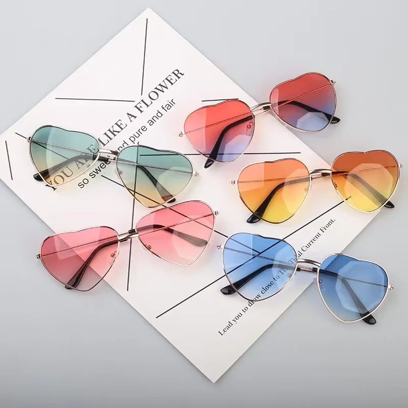 ファッションハート型メタルサングラスヴィンテージトレンディス - Vintage Fashion Glasses のレビューと価格