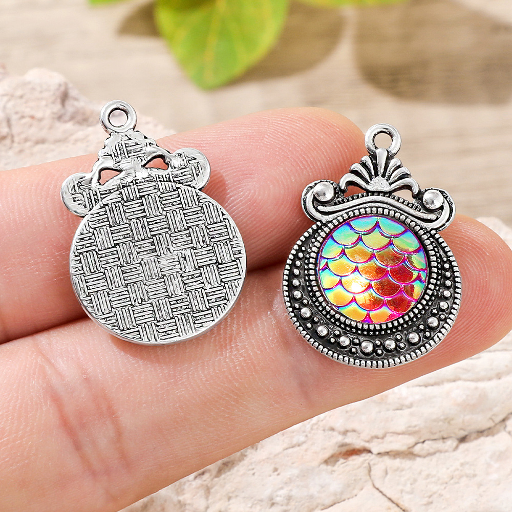 ヴィンテージボヘミアフィッシュスケール効果ペンダントチャーム - Vintage Fashion Jewelry Necklaces のレビューと価格