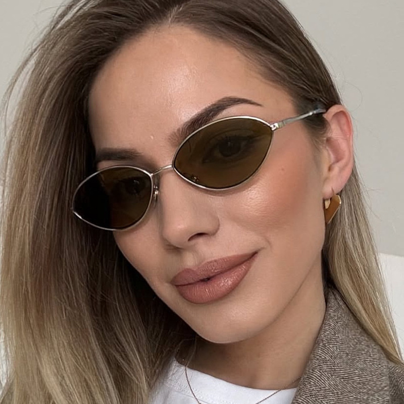 レトロキャットアイ女性用サングラス、ブランドデザイン、オーバ - Vintage Fashion Glasses のレビューと価格